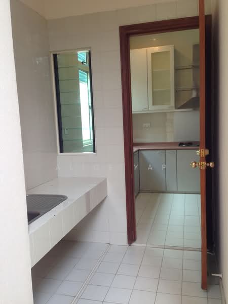 Kingsville, King's Road, 5 Bedrooms, 2,850 sqft, Semi-Detached House For Rent, by Alice Yap, 500169553 - Kitchen - PropertyGuru.com.sg