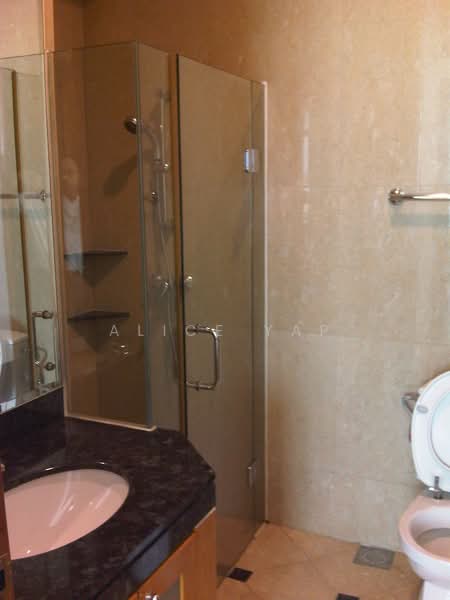 Kingsville, King's Road, 5 Bedrooms, 2,850 sqft, Semi-Detached House For Rent, by Alice Yap, 500169553 - Bathroom - PropertyGuru.com.sg