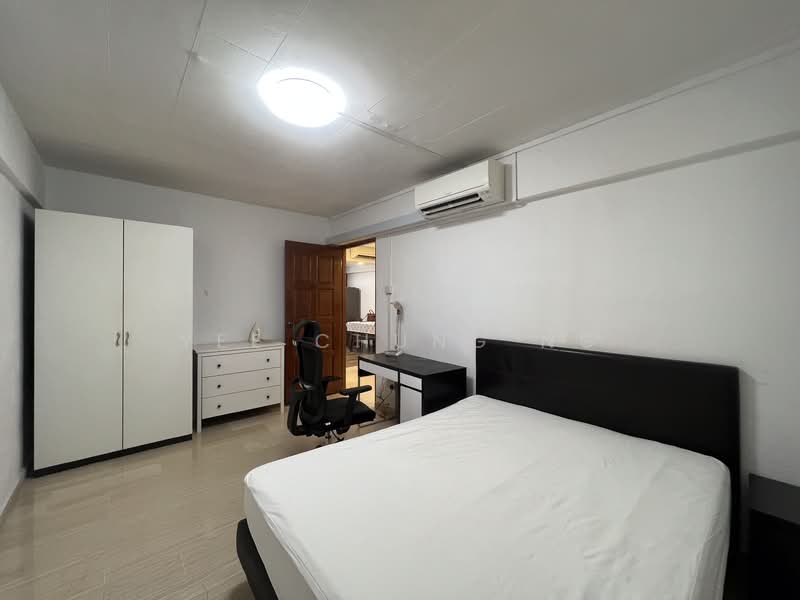 819 Tampines Street 81, 819 Tampines Street 81, 2 Bedrooms, 721 sqft, HDB Flat For Rent, by Yee chung Ng, 500169559 - Bedroom - PropertyGuru.com.sg