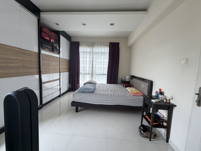 Emerald Park, 2 Indus Road, 3 Bedrooms, 1,206 sqft, Condominium For Rent, by Serene Chua, 500169566 - Bedroom - PropertyGuru.com.sg