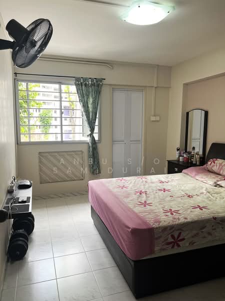 125 Bishan Street 12, 125 Bishan Street 12, 3 Bedrooms, 893 sqft, HDB Flat For Sale, by Anbu s/o Samidurai, 500169569 - Bedroom - PropertyGuru.com.sg