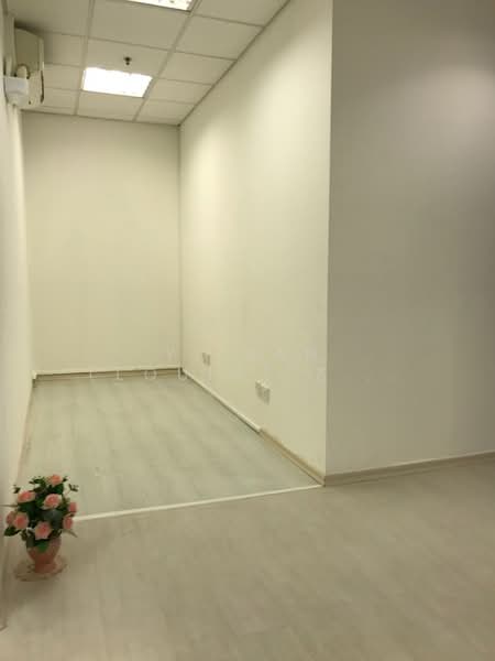 Genting Building, 83 Genting Lane, 1,360 sqft, Light Industrial (B1) For Rent, by Yi Ran (Louis) Zhang, 500169576 - Interior - CommercialGuru.com.sg