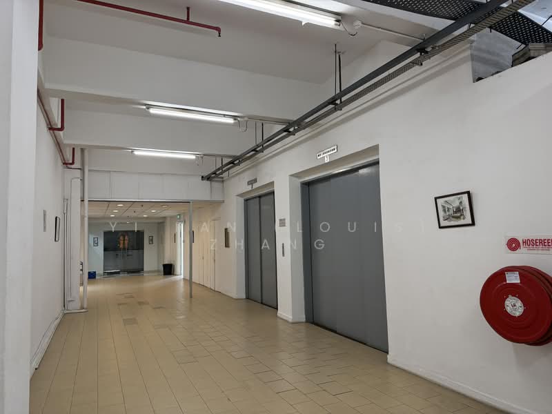 Genting Building, 83 Genting Lane, 1,360 sqft, Light Industrial (B1) For Rent, by Yi Ran (Louis) Zhang, 500169576 - Corridor - CommercialGuru.com.sg