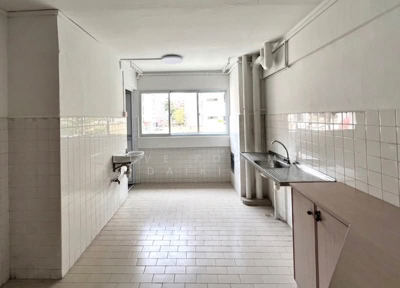 323 Bukit Batok Street 33, 323 Bukit Batok Street 33, 2 Bedrooms, 688 sqft, HDB Flat For Rent, by Clive Foo Mr Daikin, 500169583 - PropertyGuru.com.sg