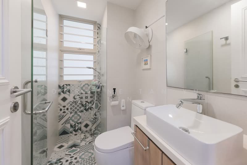 Gardenvista, 956 Dunearn Road, 4 Bedrooms, 1,346 sqft, Condominium For Sale, by Lorraine Tan Yu Lin, 500169587 - Bathroom - PropertyGuru.com.sg