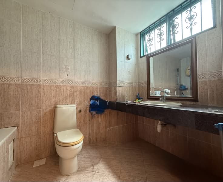 Palmwoods, 450 Upper Changi Road, 3 Bedrooms, 1,207 sqft, Condominium For Sale, by Jenny Ong, 500169592 - Bathroom - PropertyGuru.com.sg