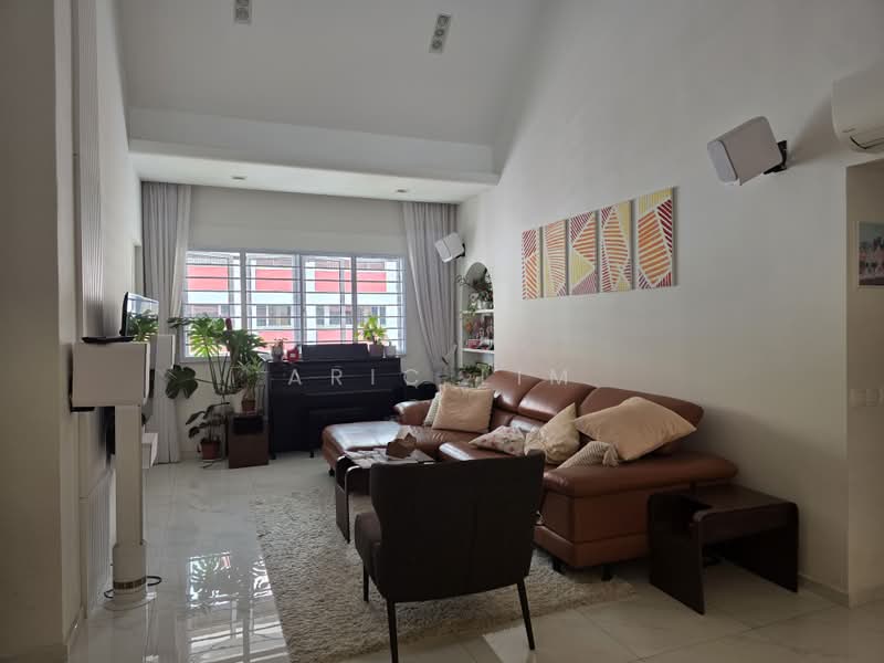 445 Sin Ming Avenue, 445 Sin Ming Avenue, 4 Bedrooms, 2,013 sqft, HDB Flat For Sale, by Aric Lim, 500169593 - Living Room - PropertyGuru.com.sg