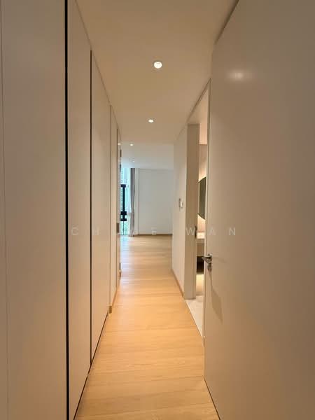 The Colonnade, 82 Grange Road, 3 Bedrooms, 3,994 sqft, Condominium For Rent, by Chloe Wan, 500169595 - Corridor - PropertyGuru.com.sg
