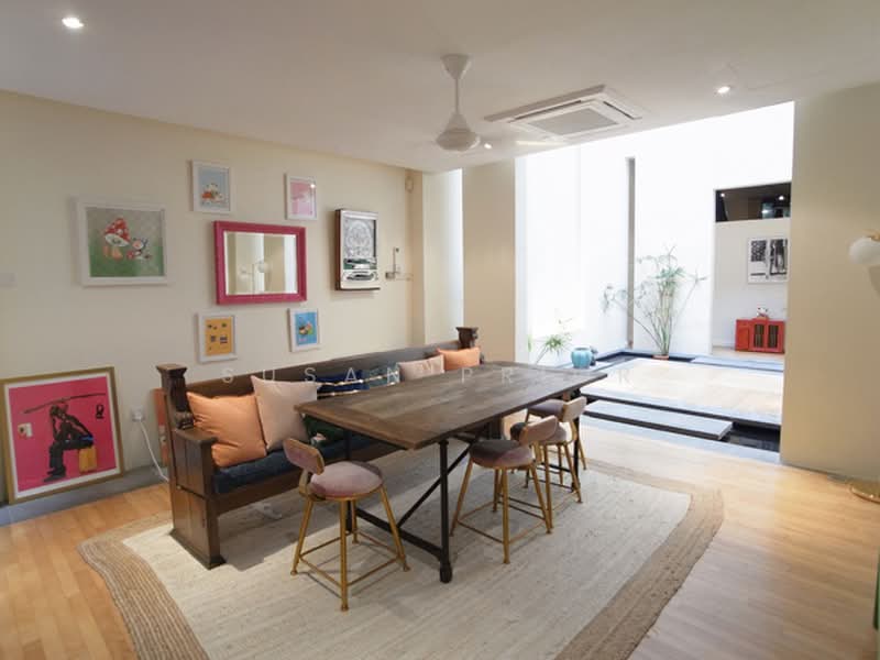 Cairnhill Road, Cairnhill, Orchard, Newton, Emerald Hill Road, 4 Bedrooms, 4,200 sqft, Conservation House For Rent, by Susan Prior, 500169614 - Dining Room - PropertyGuru.com.sg