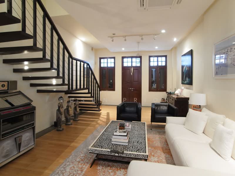Cairnhill Road, Cairnhill, Orchard, Newton, Emerald Hill Road, 4 Bedrooms, 4,200 sqft, Conservation House For Rent, by Susan Prior, 500169614 - Living Room - PropertyGuru.com.sg