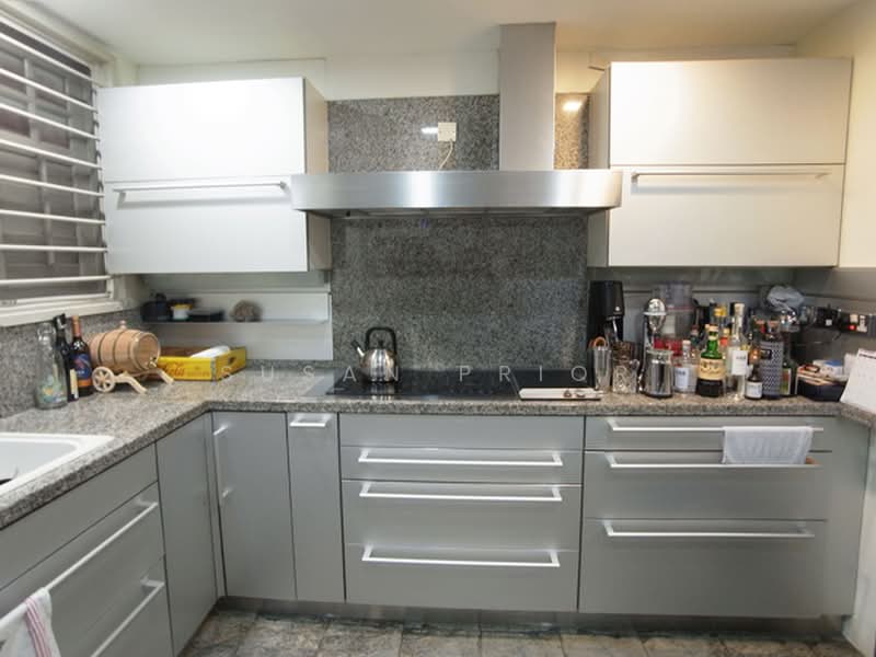 Cairnhill Road, Cairnhill, Orchard, Newton, Emerald Hill Road, 4 Bedrooms, 4,200 sqft, Conservation House For Rent, by Susan Prior, 500169614 - Kitchen - PropertyGuru.com.sg