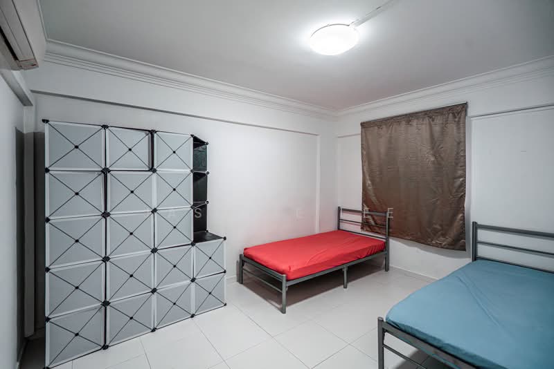 204 Yishun Street 21, 204 Yishun Street 21, 2 Bedrooms, 721 sqft, HDB Flat For Sale, by Jasmine Lee, 500169619 - Common Bedroom - PropertyGuru.com.sg