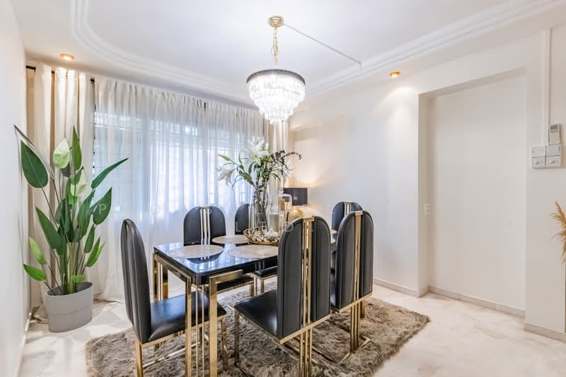 856 Woodlands Street 83, 856 Woodlands Street 83, 3 Bedrooms, 1,356 sqft, HDB Flat For Sale, by Gina Tow, 500169623 - Dining Room - PropertyGuru.com.sg