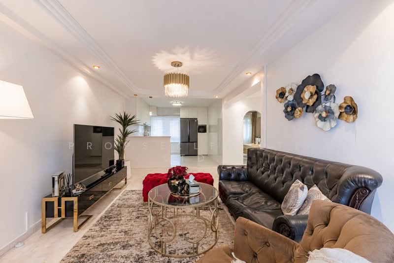 856 Woodlands Street 83, 856 Woodlands Street 83, 3 Bedrooms, 1,356 sqft, HDB Flat For Sale, by Gina Tow, 500169623 - Living Room - PropertyGuru.com.sg