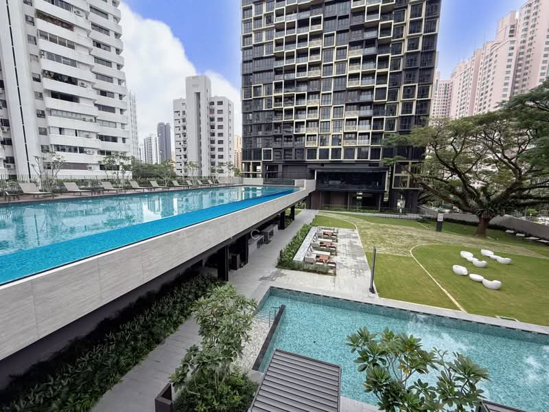 Irwell Hill Residences, 2 Irwell Hill, 2 Bedrooms, 614 sqft, Condominium For Rent, by Aric Lim, 500169631 - Pool - PropertyGuru.com.sg