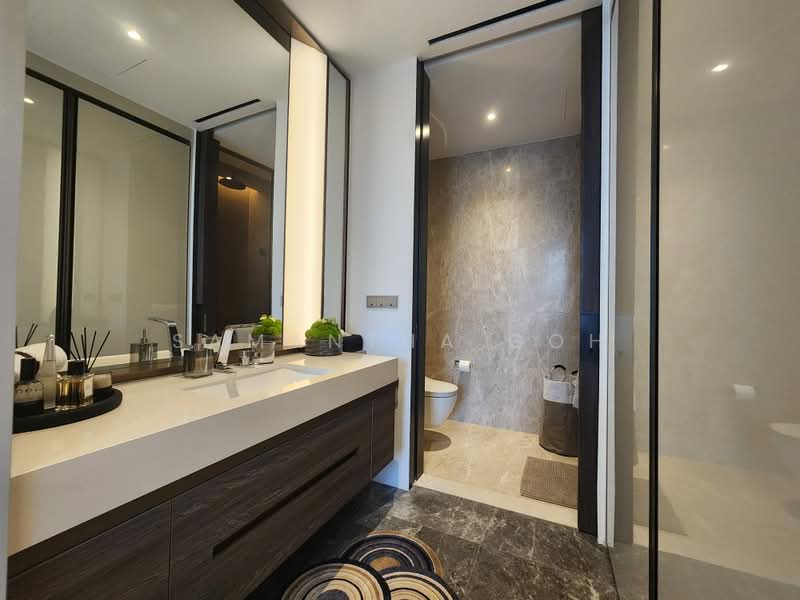 19 Nassim, 19 Nassim Hill, 1 Bedroom, 538 sqft, Condominium For Rent, by Samantha Goh, 500169637 - Bathroom - PropertyGuru.com.sg