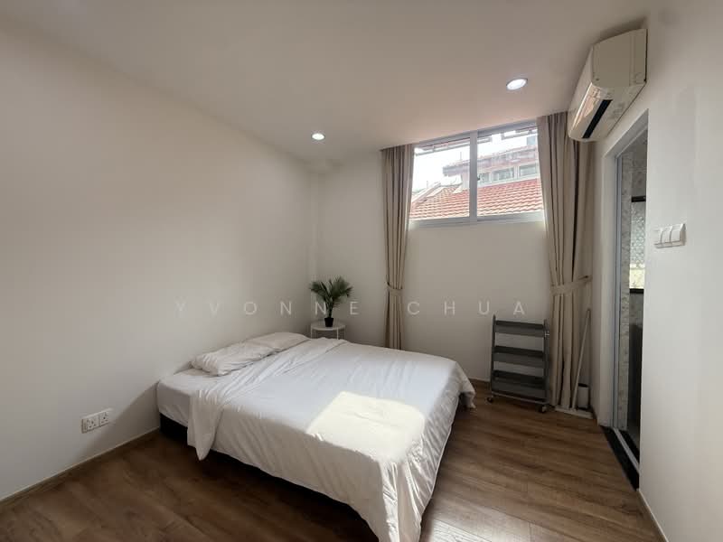 Tessensohn Coliving spacious Master bedroom, Tessensohn road, Room Rental, 400 sqft, Conservation House For Rent, by Yvonne Chua, 500169638 - Bedroom - PropertyGuru.com.sg
