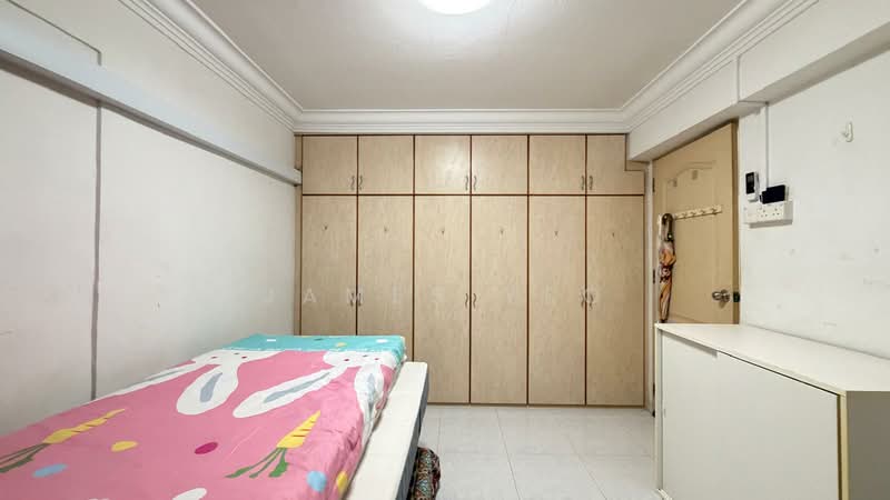 154 Mei Ling Street, 154 Mei Ling Street, 2 Bedrooms, 721 sqft, HDB Flat For Sale, by James Yeo, 500169641 - Bedroom - PropertyGuru.com.sg