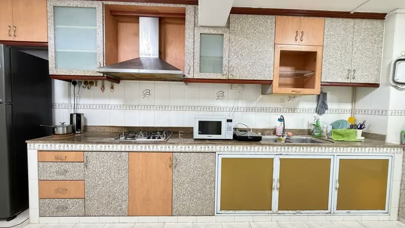 154 Mei Ling Street, 154 Mei Ling Street, 2 Bedrooms, 721 sqft, HDB Flat For Sale, by James Yeo, 500169641 - Kitchen - PropertyGuru.com.sg