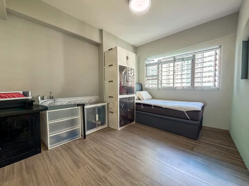 184A Marsiling Greenview, 184A Woodlands Street 13, 2 Bedrooms, 1,216 sqft, HDB Flat For Sale, by Larry Lee, 500169642 - Bedroom - PropertyGuru.com.sg