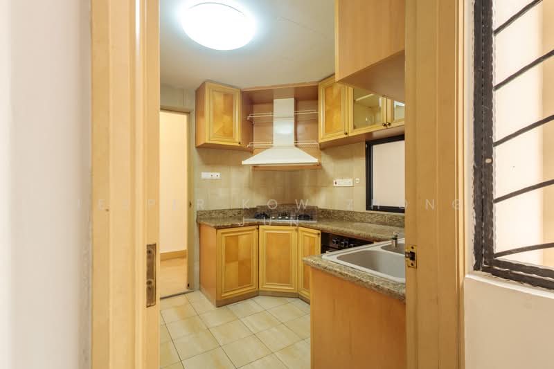 Heritage View, 8 Dover Rise, 2 Bedrooms, 969 sqft, Condominium For Sale, by Jesper Kow Zhong Jun, 500169643 - Kitchen - PropertyGuru.com.sg