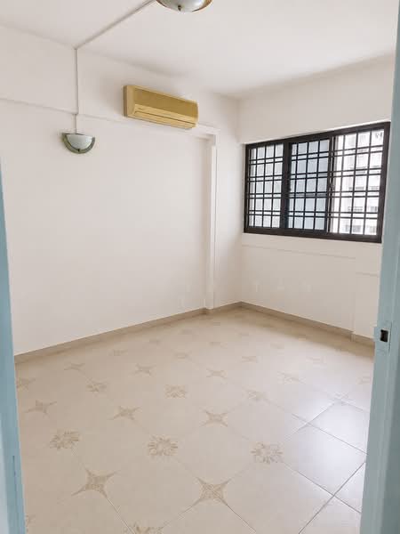 109 Bukit Purmei Road, 109 Bukit Purmei Road, 2 Bedrooms, 796 sqft, HDB Flat For Sale, by Edmund Tan TL, 500169646 - Bedroom 1 (Generated) - PropertyGuru.com.sg