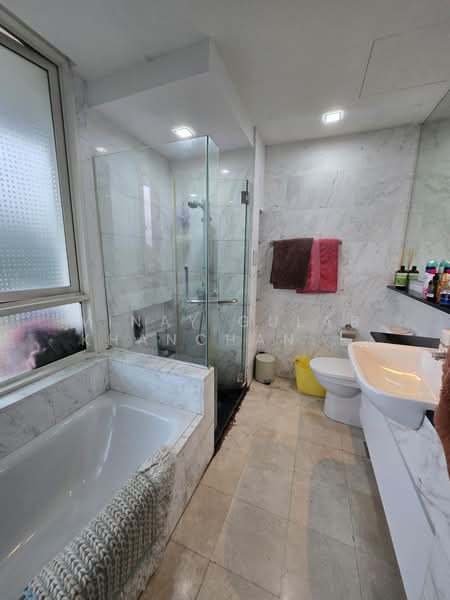 Cote D'Azur, 68 Marine Parade Road, 4 Bedrooms, 1,539 sqft, Condominium For Sale, by Vinay Gulab Khanchandani ( Vincent ), 500169648 - PropertyGuru.com.sg