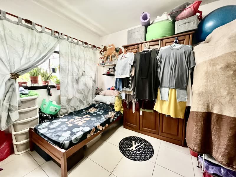 371 Jurong East Street 32, 371 Jurong East Street 32, 2 Bedrooms, 731 sqft, HDB Flat For Sale, by Maria Mariana, 500169655 - Bedroom - PropertyGuru.com.sg