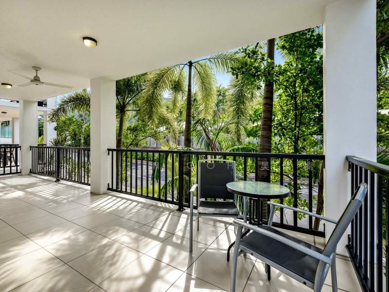 🌟 BEST BUY GCB 🌟 PRICELESS POTENTIAL @ $1,8xxpsf ONLY 🌟, , 8 Bedrooms, 6,000 sqft, Good Class Bungalow For Sale, by Martin Goh 吴伟楠, 500169659 - Balcony - PropertyGuru.com.sg