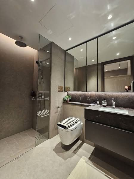 The Robertson Opus, 11 Unity Street, 2 Bedrooms, 689 sqft, Condominium For Sale, by Allan Tan, 500169660 - PropertyGuru.com.sg