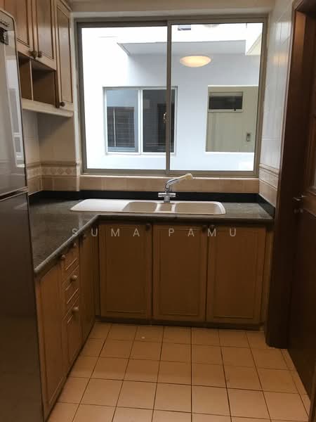 The Bayshore, 22 Bayshore Road, 3 Bedrooms, 1,238 sqft, Condominium For Sale, by Suma Pamu, 500169662 - Kitchen - PropertyGuru.com.sg