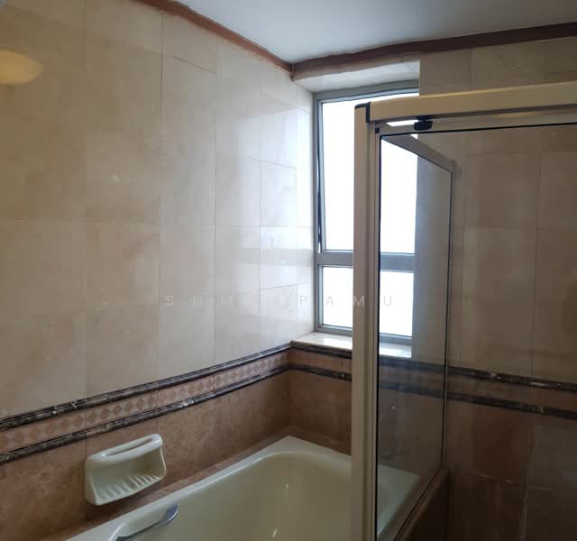 The Bayshore, 22 Bayshore Road, 3 Bedrooms, 1,238 sqft, Condominium For Sale, by Suma Pamu, 500169662 - Bathroom - PropertyGuru.com.sg