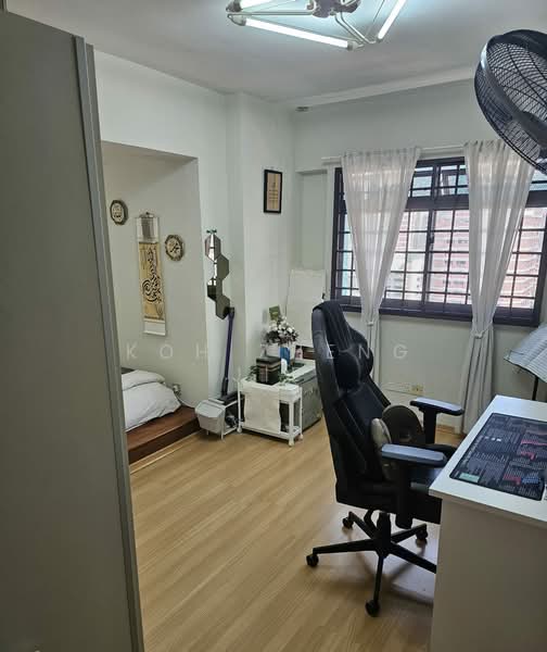 289 Bishan Street 24, 289 Bishan Street 24, 3 Bedrooms, 1,302 sqft, HDB Flat For Sale, by Koh Zheng Jie, 500169663 - Study - PropertyGuru.com.sg