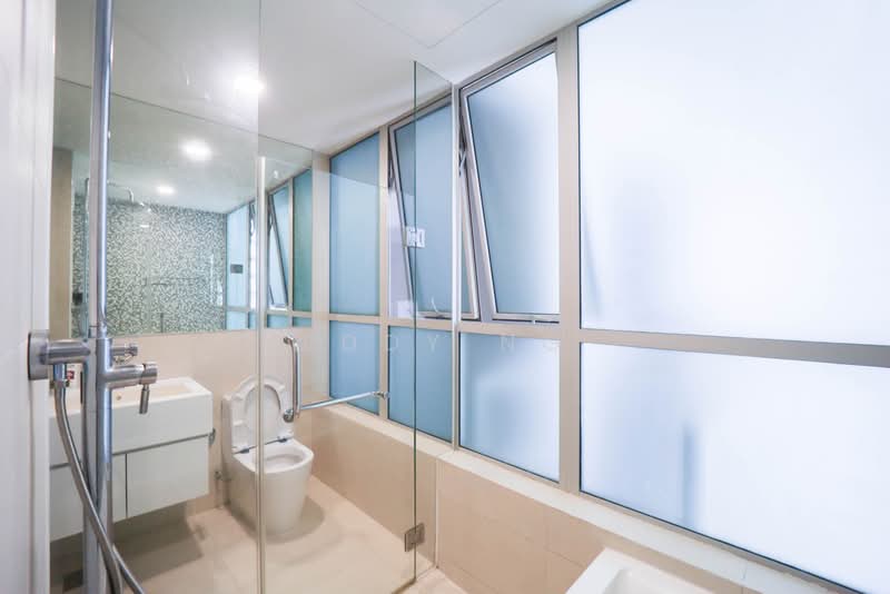 The Rochester Residences, 33 Rochester Drive, 3 Bedrooms, 1,679 sqft, Apartment For Sale, by Eddy Ng, 500169674 - Bathroom - PropertyGuru.com.sg