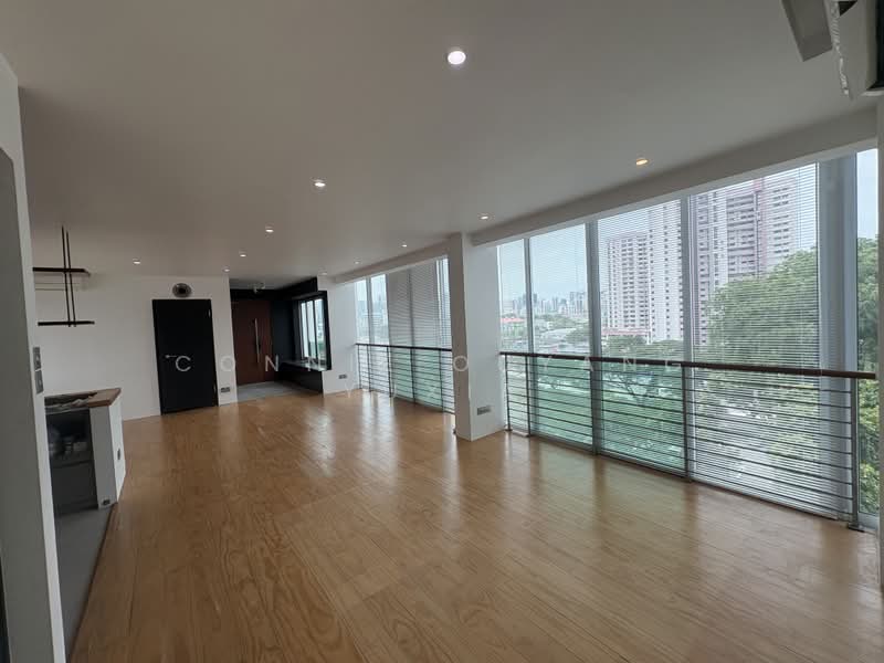 Mackenzie Regency, 33 Mackenzie Road, 3 Bedrooms, 1,087 sqft, Condominium For Sale, by Connie Ouyang Yuxia, 500169680 - Living Room - PropertyGuru.com.sg