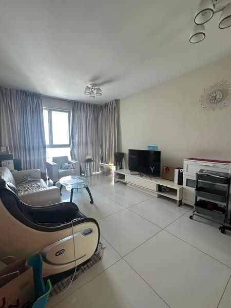 Citylights, 88 Jellicoe Road, 2 Bedrooms, 678 sqft, Condominium For Sale, by Lee Su Yi, 500169689 - Living Room - PropertyGuru.com.sg