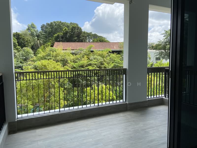 Mayfair Gardens, 16 Rifle Range Road, 2 Bedrooms, 797 sqft, Condominium For Sale, by Lee Poh Poh, 500169709 - Balcony - PropertyGuru.com.sg