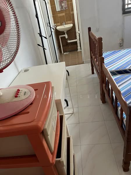 108 Woodlands Street 13, 108 Woodlands Street 13, Room Rental, 200 sqft, HDB Flat For Rent, by Jia Qi Lee, 500169733 - Bedroom - PropertyGuru.com.sg