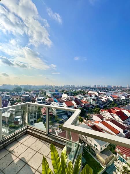 Grosvenor View, 1 Lengkong Empat, 1 Bedroom, 1,292 sqft, Condominium For Sale, by Terence Tee (郑志翔), 500169741 - View - PropertyGuru.com.sg