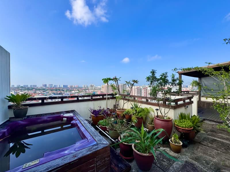Grosvenor View, 1 Lengkong Empat, 1 Bedroom, 1,292 sqft, Condominium For Sale, by Terence Tee (郑志翔), 500169741 - Roof Terrace - PropertyGuru.com.sg