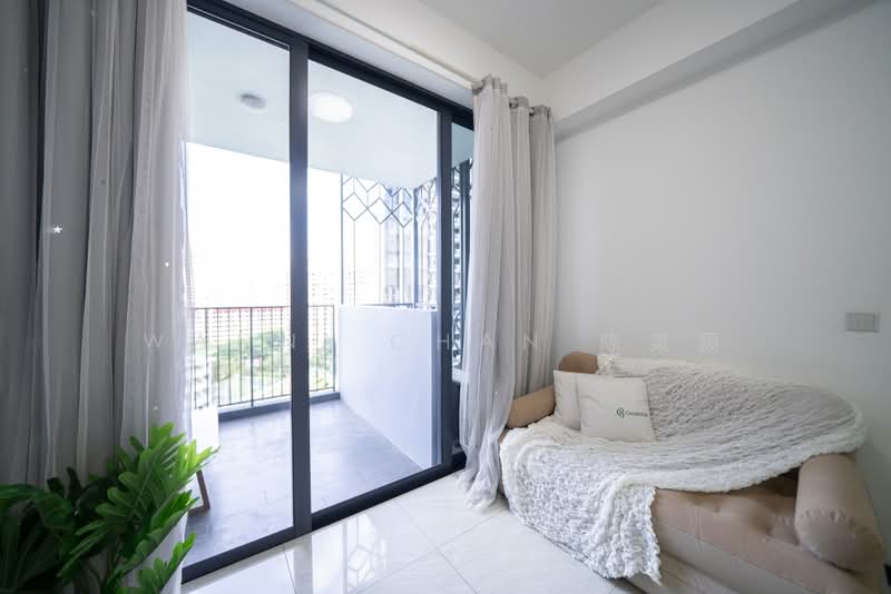 Gem Residences, 3 Lorong 5 Toa Payoh, 1 Bedroom, 452 sqft, Condominium For Sale, by Wanni Chan 陈寀颖, 500169748 - Balcony - PropertyGuru.com.sg