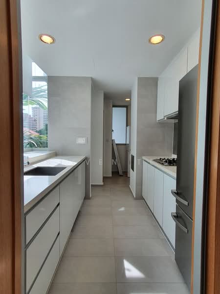 The Vermont On Cairnhill, 12A Cairnhill Rise, 3 Bedrooms, 1,442 sqft, Condominium For Sale, by Steven Teo, 500169756 - Kitchen - PropertyGuru.com.sg