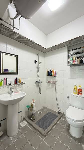 603B Punggol Road, 603B Punggol Road, 3 Bedrooms, 1,001 sqft, HDB Flat For Sale, by Jose Loh Zhenhao, 500169759 - Bathroom - PropertyGuru.com.sg