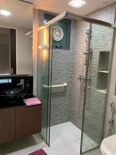 Pinnacle @ Duxton, 1C Cantonment Road, 3 Bedrooms, 93 sqft, HDB Flat For Rent, by Donna Lwi, 500169760 - Bathroom - PropertyGuru.com.sg