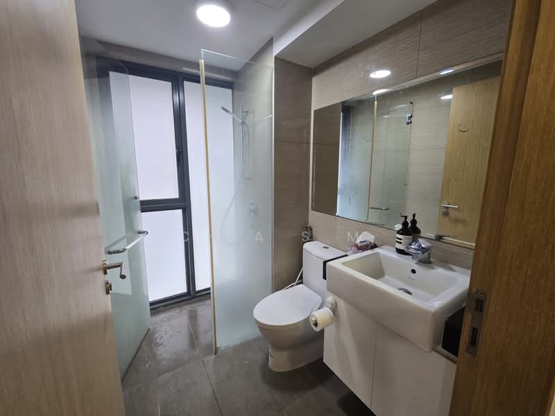 Aspen LinQ, 15 Institution Hill, 2 Bedrooms, 711 sqft, Condominium For Sale, by Chia S M, 500169766 - Bathroom - PropertyGuru.com.sg