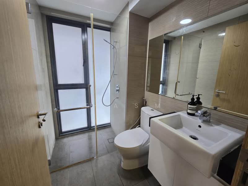 Aspen LinQ, 15 Institution Hill, 2 Bedrooms, 711 sqft, Condominium For Sale, by Chia S M, 500169766 - Bathroom - PropertyGuru.com.sg