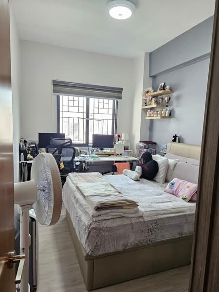 Regent Heights, 52 Bukit Batok East Avenue 5, 3 Bedrooms, 1,173 sqft, Condominium For Sale, by Shawn Lim BC, 500169768 - Bedroom - PropertyGuru.com.sg