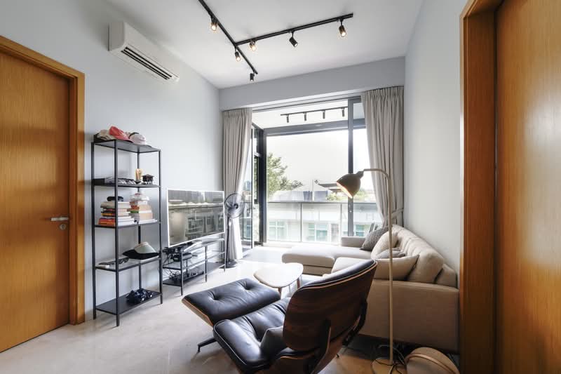 Mon Jervois, 45 Jervois Road, 3 Bedrooms, 1,475 sqft, Condominium For Sale, by Sean Tiah, 500169795 - Living Room - PropertyGuru.com.sg