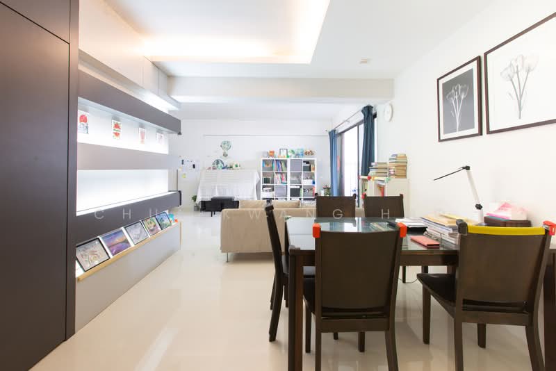 302D Anchorvale Link, 302D Anchorvale Link, 3 Bedrooms, 1,399 sqft, HDB Flat For Sale, by Chua Kwang Hao, 500169796 - Living Room - PropertyGuru.com.sg