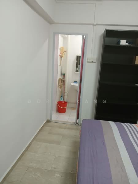 371 Clementi Avenue 4, 371 Clementi Avenue 4, Room Rental, 200 sqft, HDB Flat For Rent, by Doris Kang, 500169805 - Bathroom - PropertyGuru.com.sg
